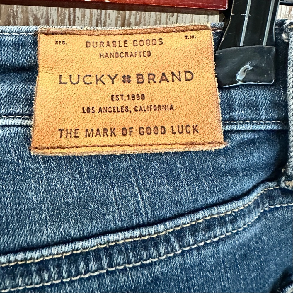 Women’s skinny jeans